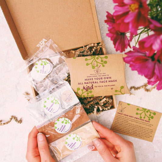 face mask kit with clay & cacao vegan ingredients
