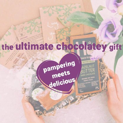 eco-friendly skincare kit and organic vegan chocolate inside mum gift box